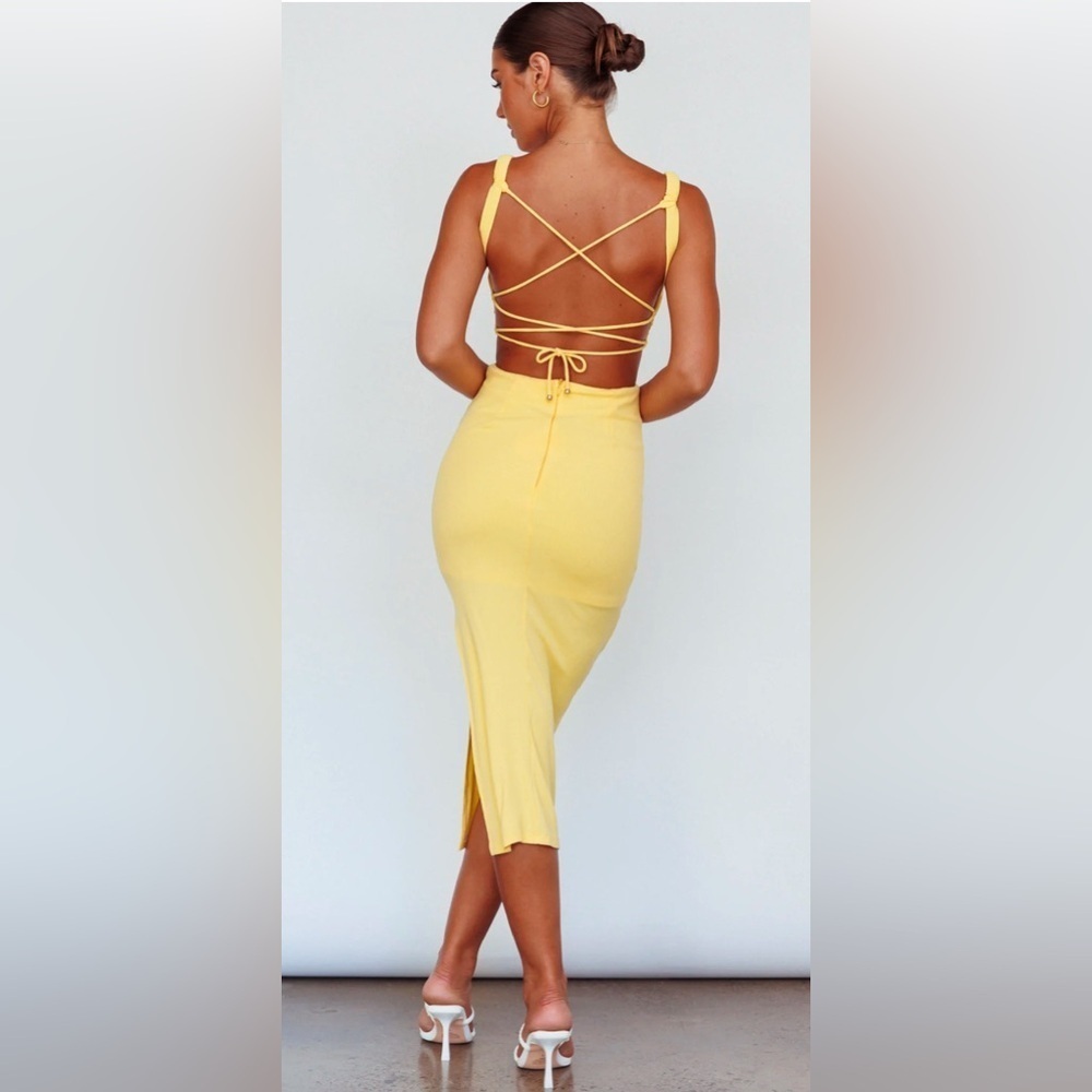 Selfie Leslie Dream Crush Lace Up Midi Dress in Lemon S, M, L - Picture 3 of 9